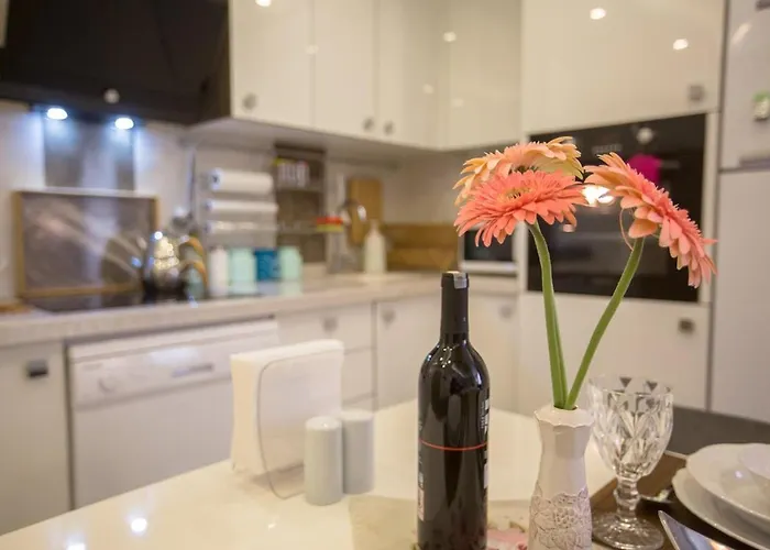 A Cozy Smart In Old Town Appartement