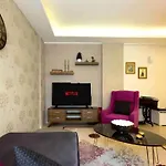 A Cozy Smart In Old Town Apartment Kusadasi