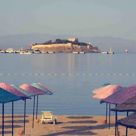 A Cozy Smart In Old Town * Κουσάντασι