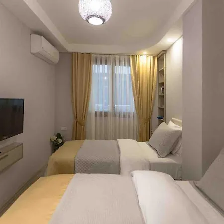 A Cozy Smart In Old Town Apartmán