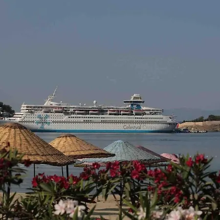 Lägenhet A Cozy Smart In Old Town Kusadası