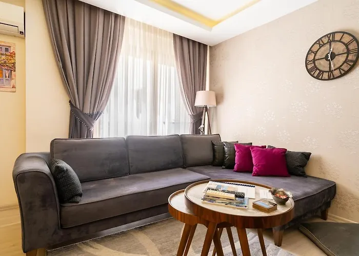 A Cozy Smart In Old Town Daire