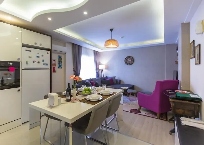 A Cozy Smart In Old Town Daire Kuşadası