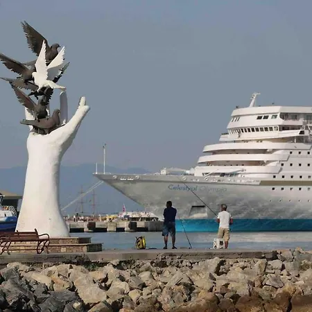 A Cozy Smart In Old Town קוסדסי